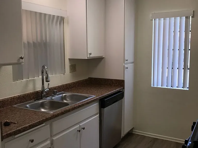 10343 Azuaga St #72 — Photo 7