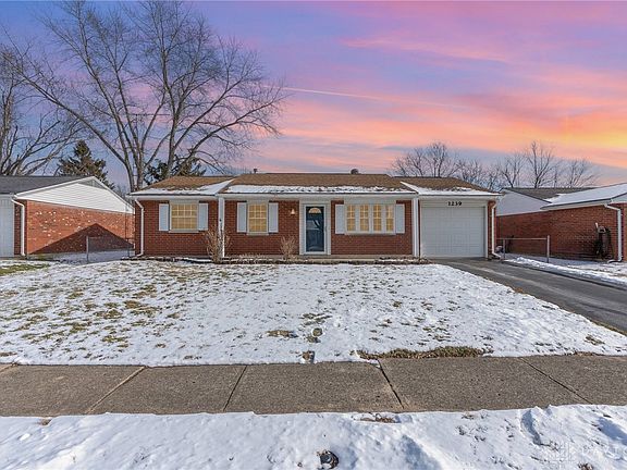 2nd image of 1239 Skylark Dr