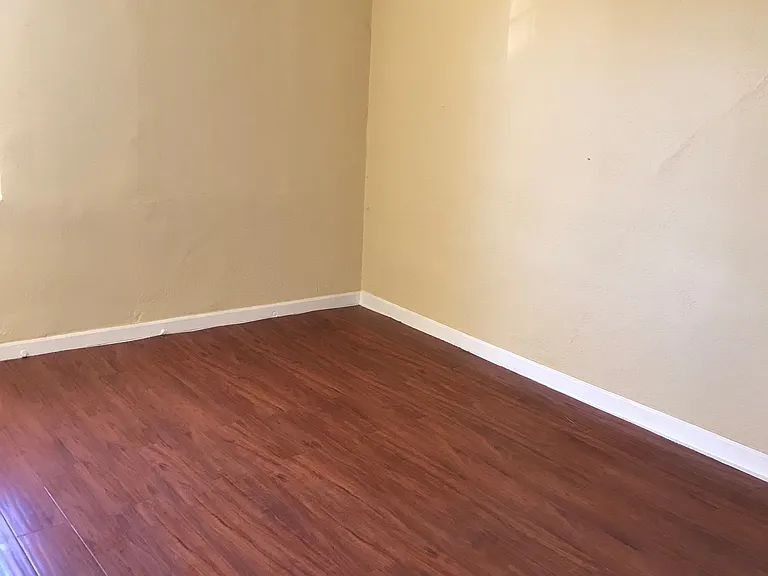 6505 S Vermont Ave — Photo 5