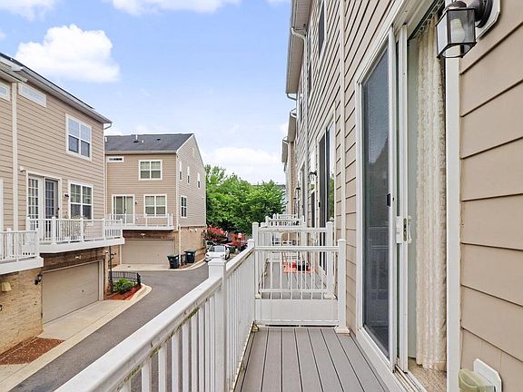 4th image of 663 Anacostia Ave NE