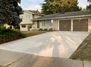 1130 Kenoyer Dr, Bellingham, WA 98229