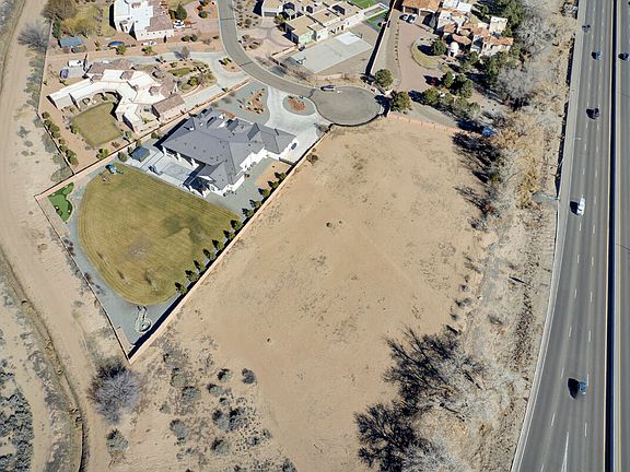 5th image of 9201 Black Farm Ln NW