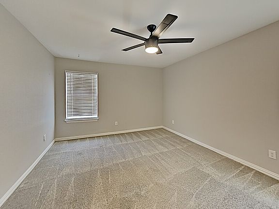 4th image of 8025 Westvale Dr