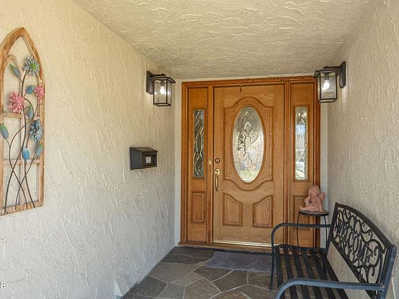 3rd image of 1573 Wolverton Ave