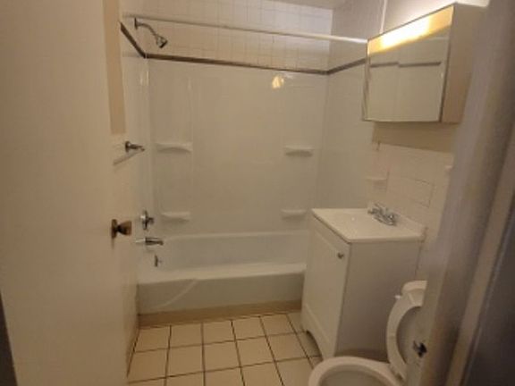 2nd image of 1139 Thorndike St #12