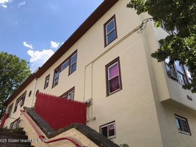 102 Winter Ave, Staten Island, NY, 10301