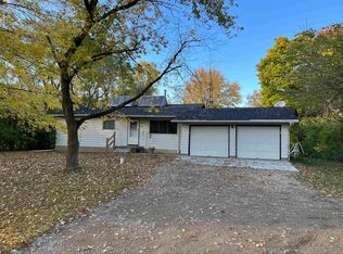 2422 W Stanley Rd, Mount Morris, MI 48458