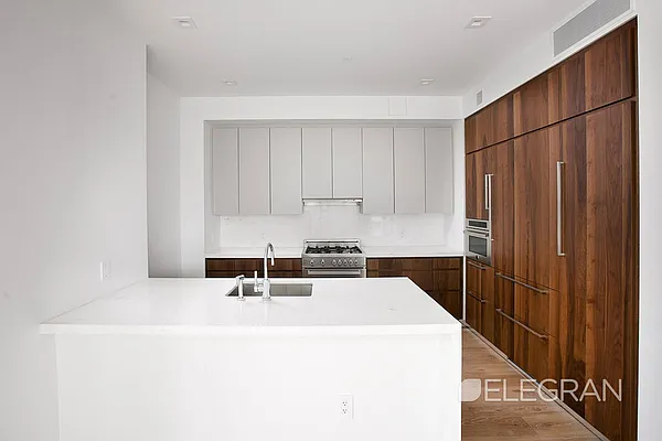 Rented by (Legacy) Elegran | media 15