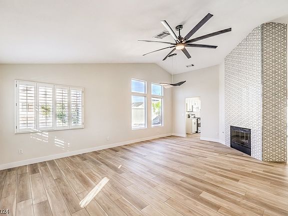 5th image of 7736 Thorne Pine Ave