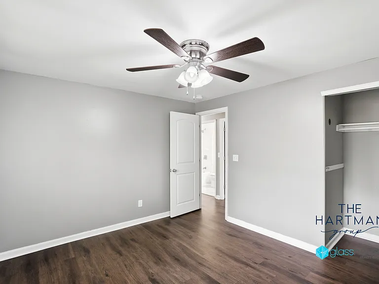 5455 Storck Dr — Photo 17