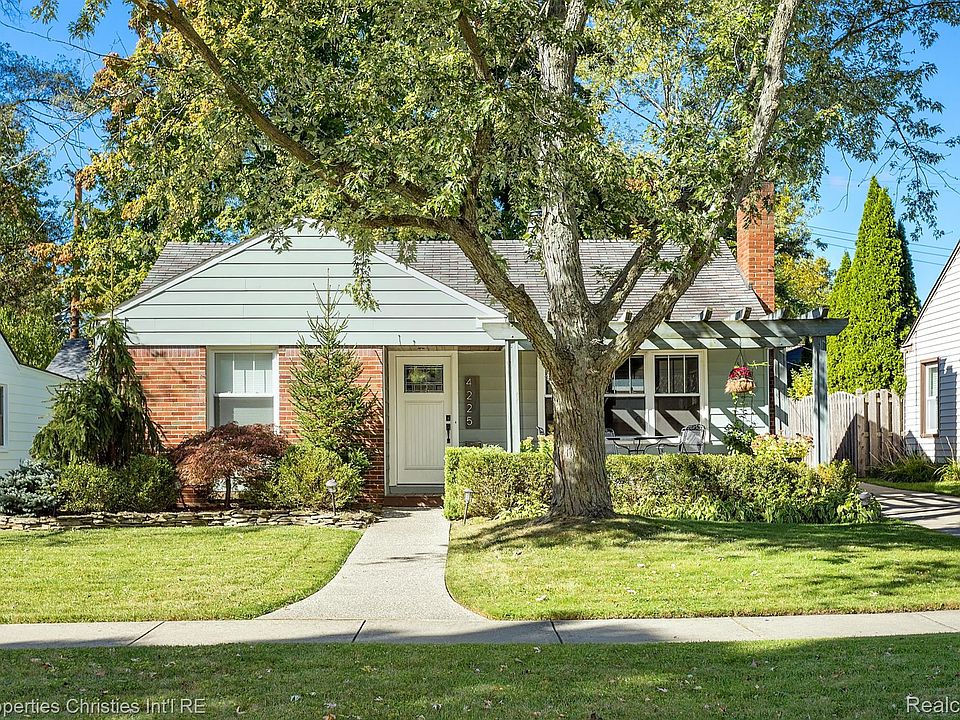 1st image of 4225 Olivia Ave