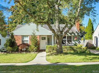 4225 Olivia Ave, Royal Oak, MI 48073