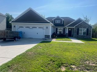141 Prelude Dr, Richlands, NC 28574
