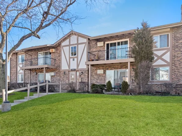 9S220 N Frontage Rd #104, Willowbrook, IL 60527