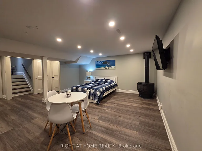 1570 Lewes Way #LOWER — Photo 6