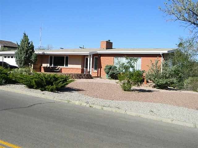 1st image of 1110 Country Club Dr
