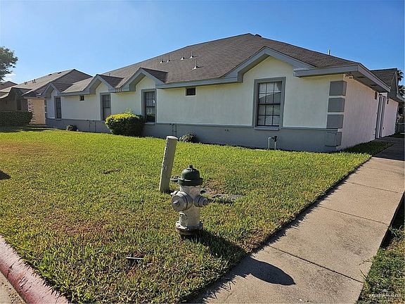 3rd image of 2206 Kimberly Ln