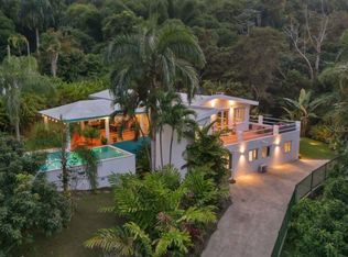 8th Street Villa Casablanca Colinas Del Yunque #J11, Rio Grande, PR 00745