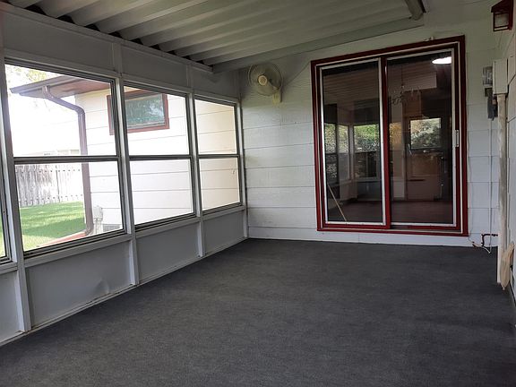 4th image of 3311 Eisenhower Ct