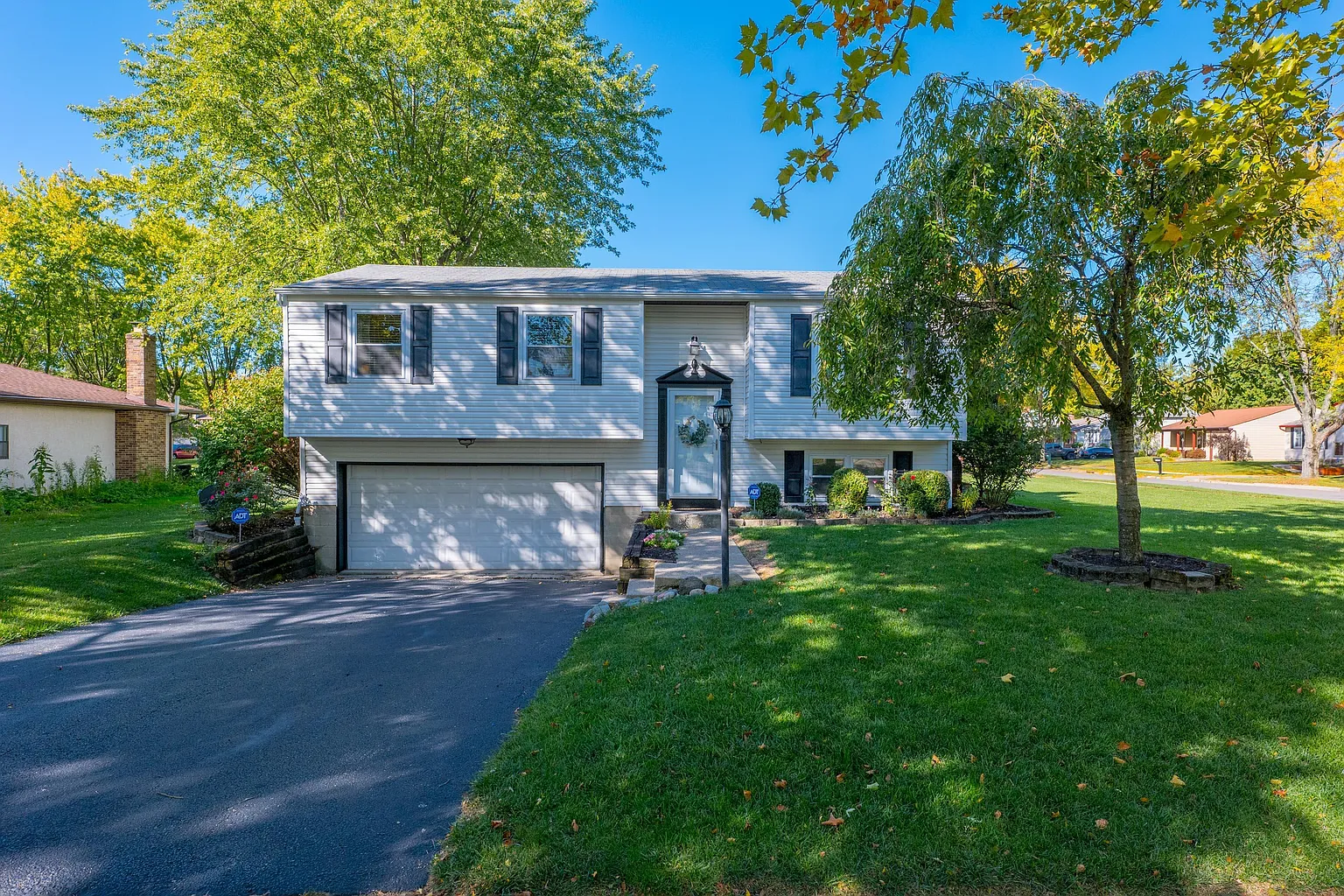 6081 Central Park Dr photo 1