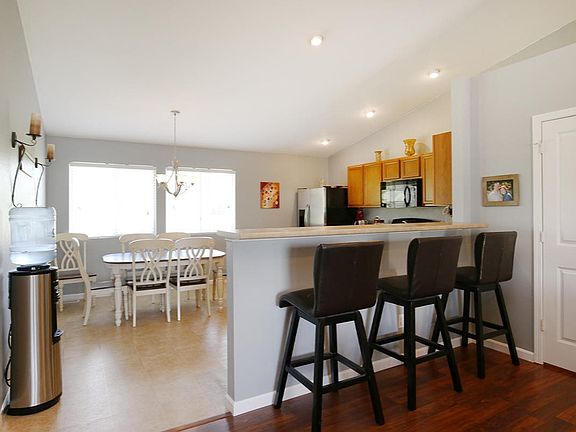 5th image of 7419 Black Pine Dr