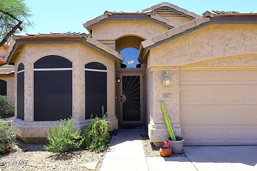 4517 E Melinda Ln Photo 1