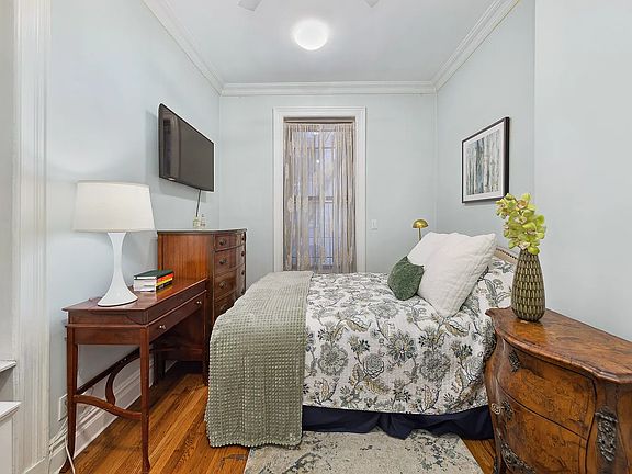 4th image of 344-346 E 58th St #1B