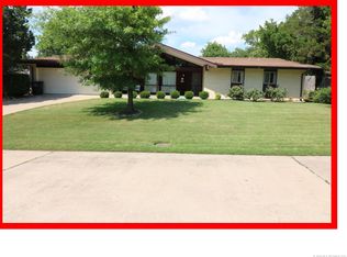 2316 Skyline Dr, Bartlesville, OK 74006