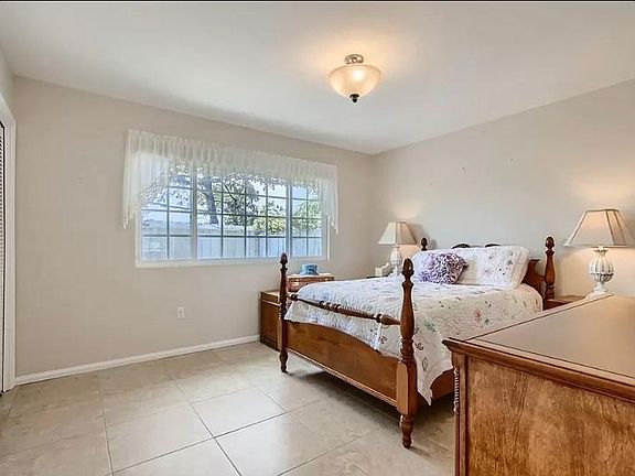2nd image of 3601 Harvard Dr