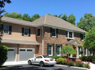 20 Lisa Ln, Morganville, NJ 07751