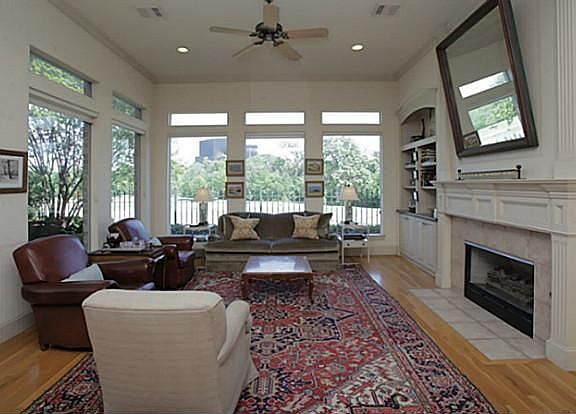 5th image of 12022 Lueders Ln