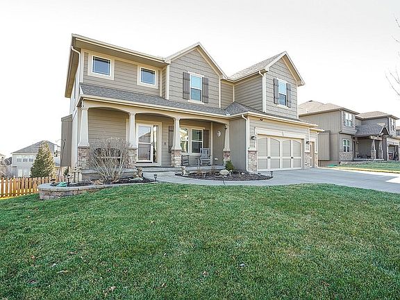 3rd image of 4807 NE 91st Ter