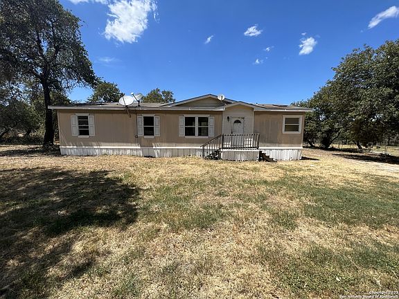 2nd image of 465 ASHFORD CIR