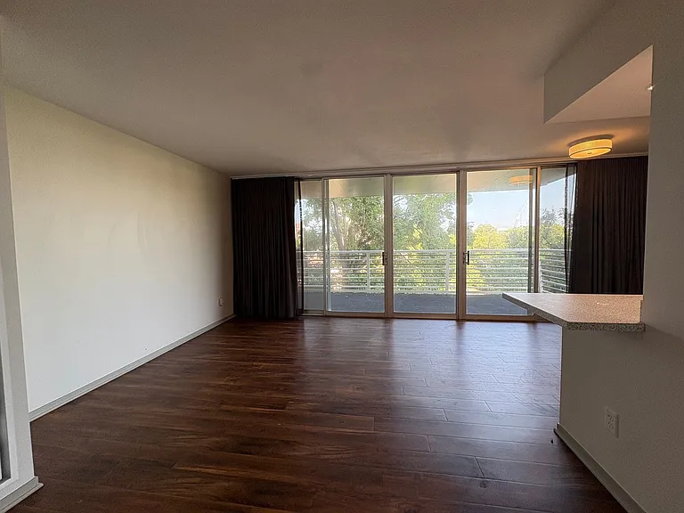 Sky Park Apartments — Photo 57