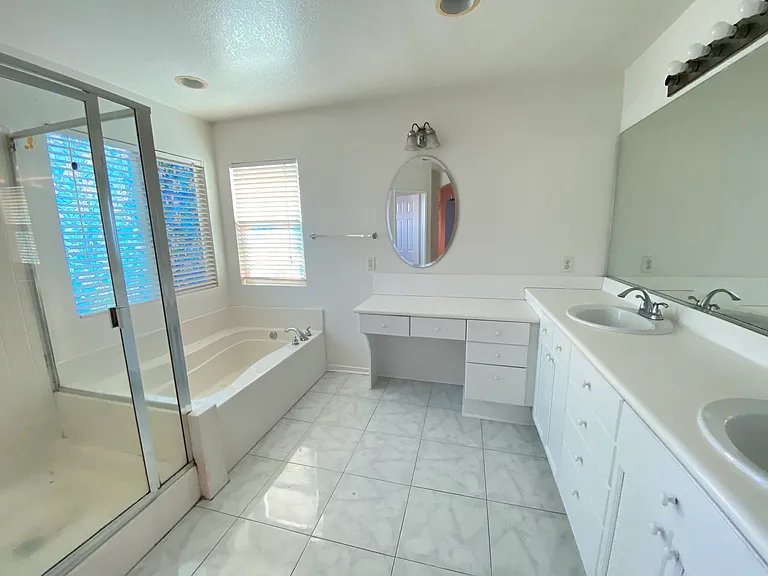 14173 Poppy View Ct — Photo 33