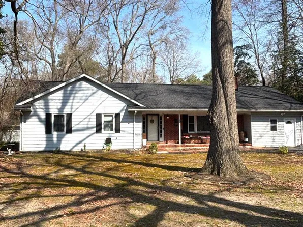 900 N Atlanta Cir, Seaford, DE 19973