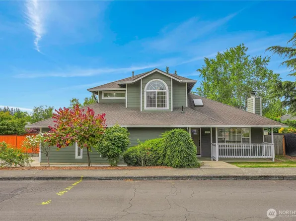 703 NW 114th St, Vancouver, WA 98685