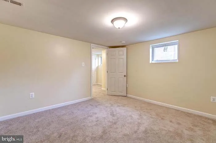 2305 Hamilton Ave — Photo 19