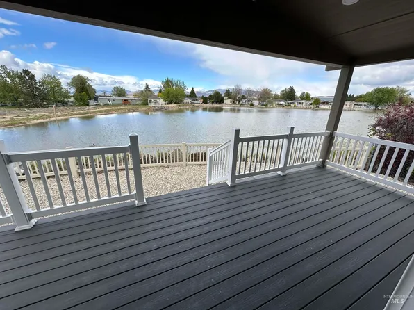 2038 Blue Spruce Ln #179, Boise, ID 83716