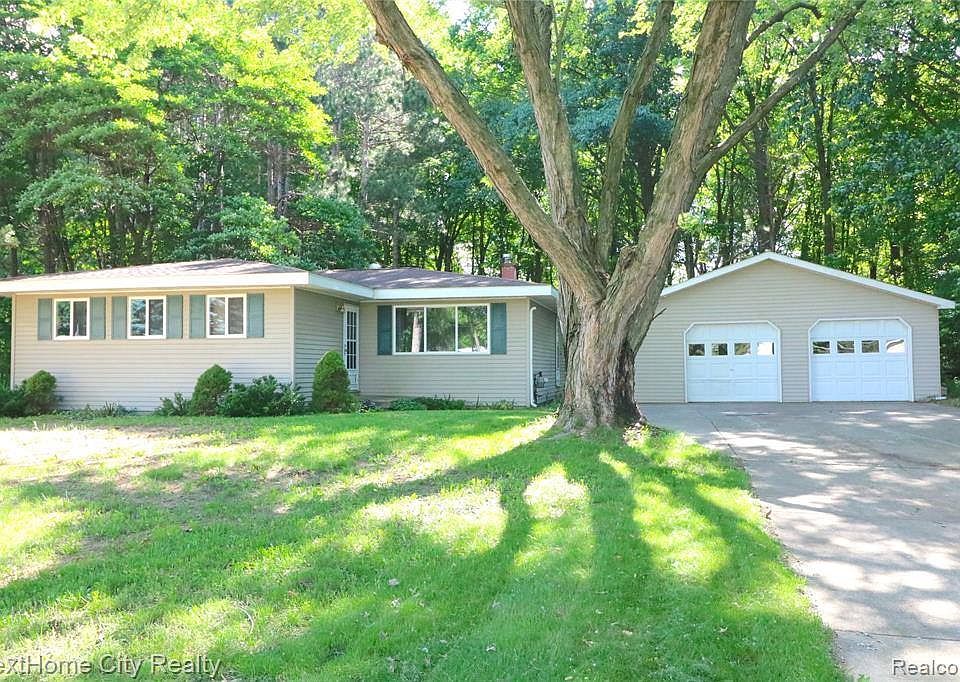 1st image of 3199 Johann Dr