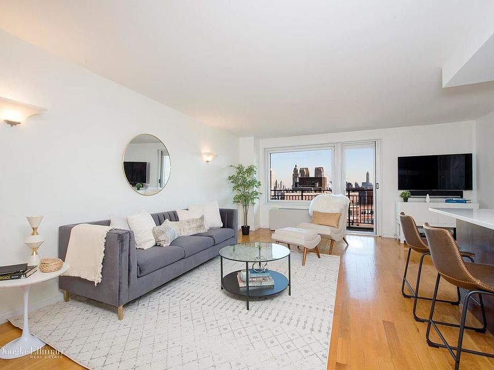 1st image of 201 W 70th St APT 26F