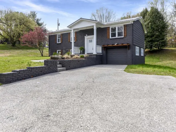 2337 Airbase Rd, Louisville, TN 37777