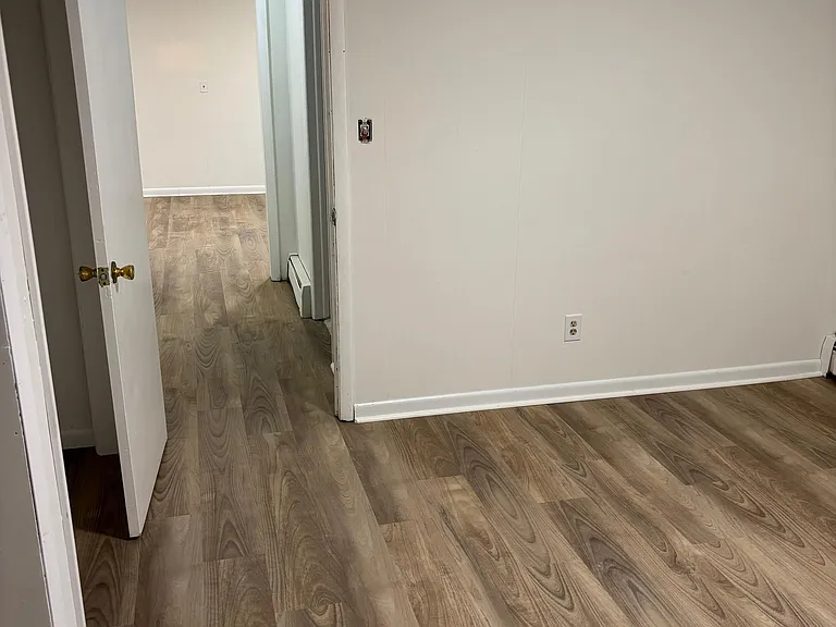 8 N West Blvd #1 — Photo 9