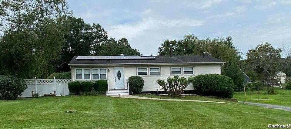 1st image of 29 Larchwood Drive