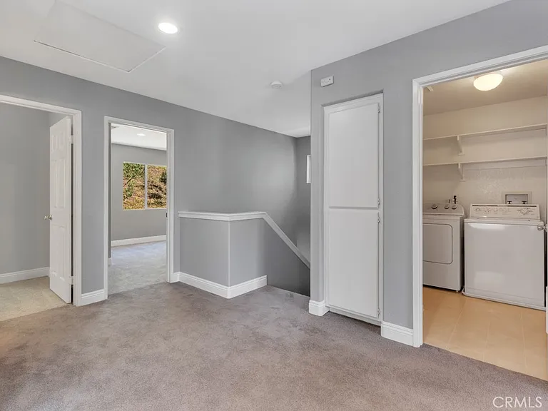 606 Hooper Ave — Photo 15