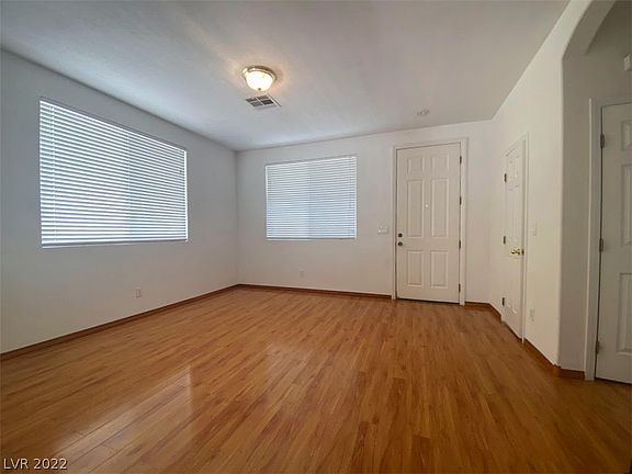 5th image of 9888 Shadow Grove Ave