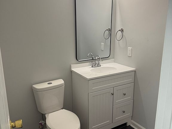 4th image of 10103 Northeast Ave APT 13