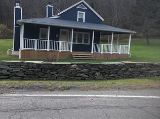 15 Ski Bowl Rd, Hunter, NY 12442