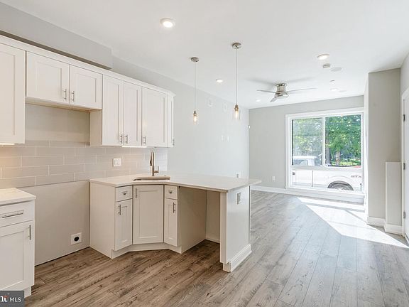 5th image of 2339 N 10th St #1