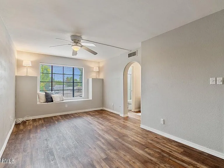 1025 E Highland Ave #24 — Photo 8